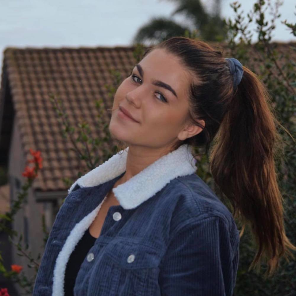 Meet your Posher, Leilani